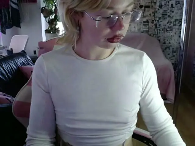 lolahorny Live Webcam Profiel