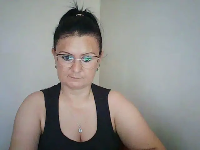 sonjamilf Live Webcam Profiel