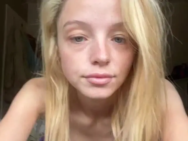 tinylola26 Live Webcam Profiel